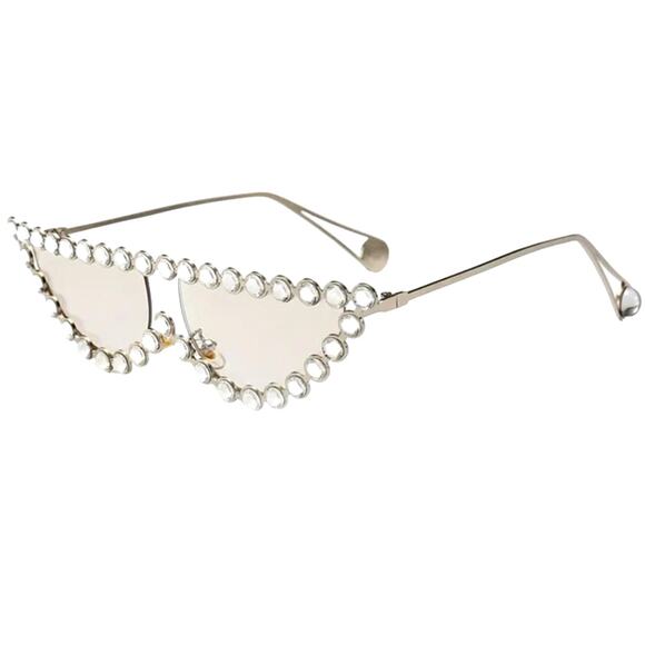 Vintage Cat Eye Sunglasses Trendy 2024 Fashion Rhinestone Clear Shades Bling NEW - Picture 2 of 6